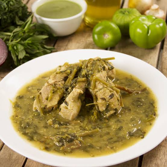 Costilla en Verdolagas